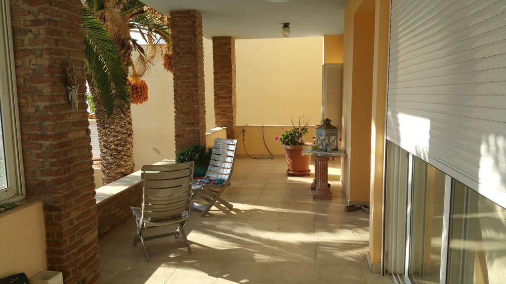 Surf House Villa Artemida  Exterior photo